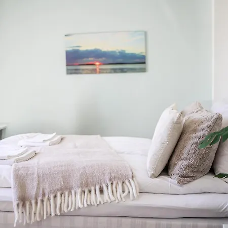 Aurora By Booklapland Daire