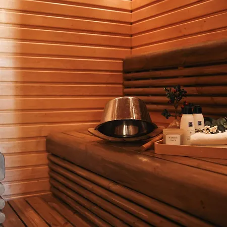 Daire Aurora By Booklapland